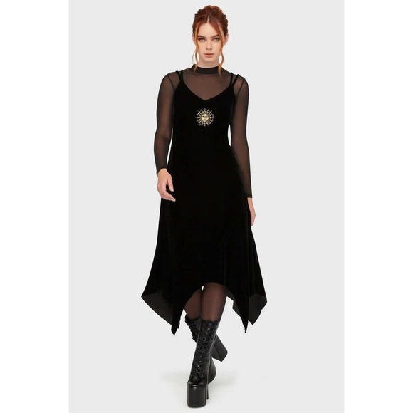 Killstar Dresses & Skirts - Killstar duskmourn velvet dress size M fairycore style hem